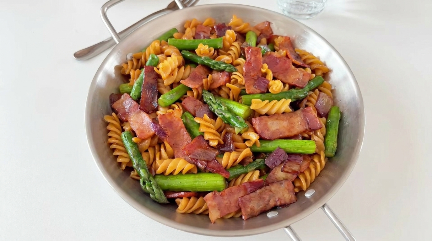 Pasta con Espárragos y Bacon