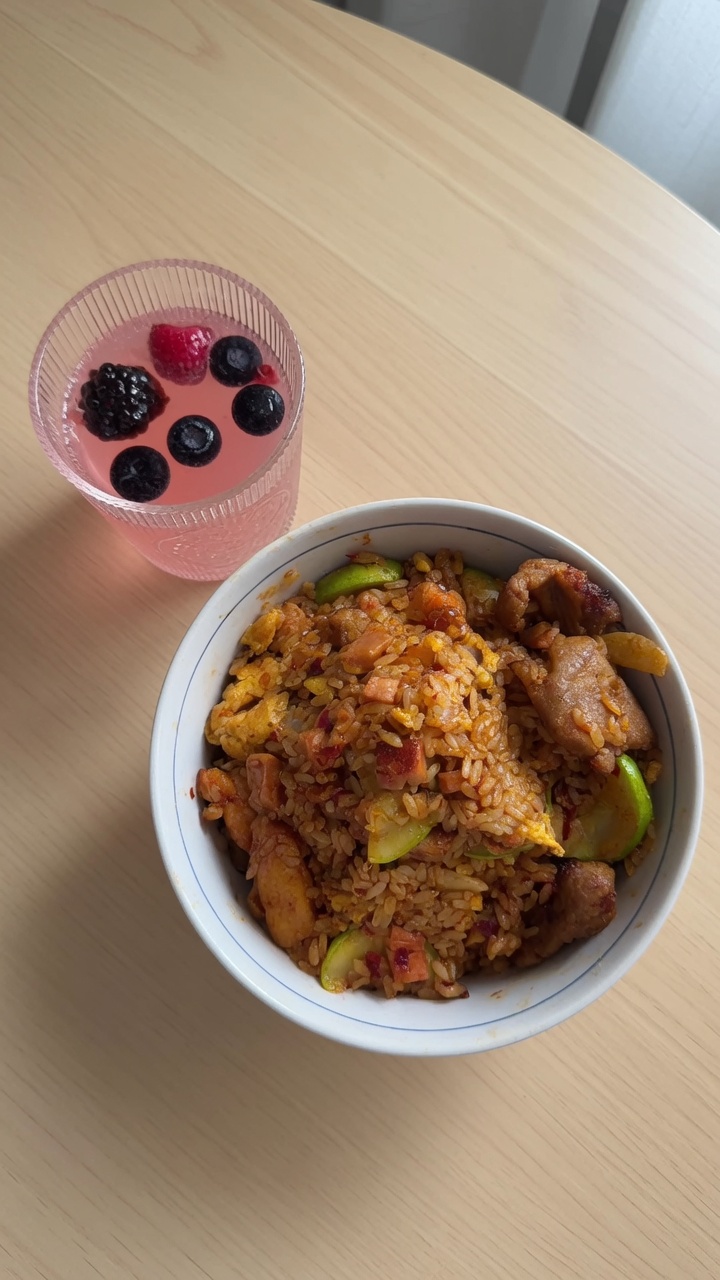 Salteado de Bibimbap al Estilo BBQ Coreano