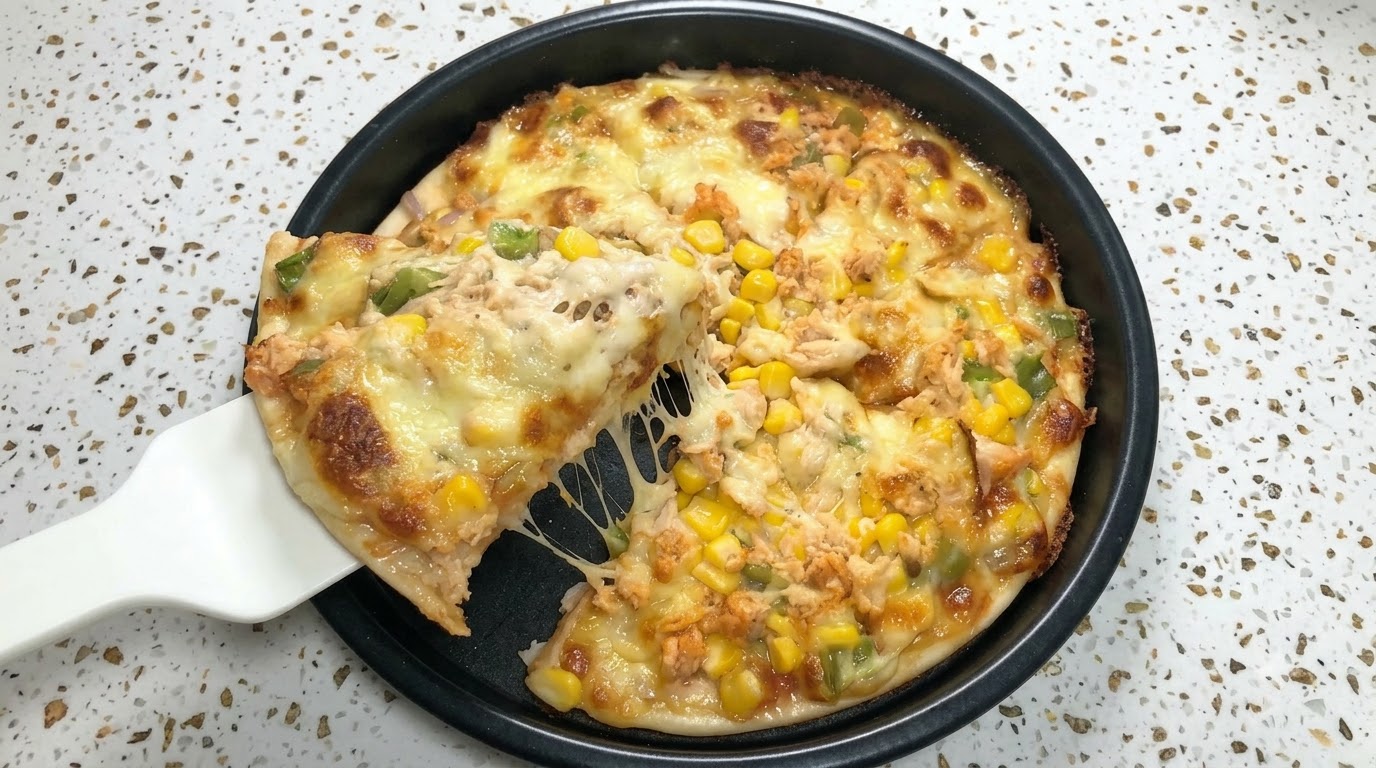 Pizza casera de salmón y maíz